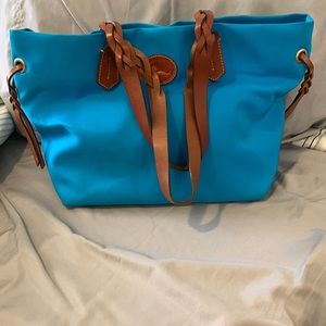 Dooney & Bourke GUC blue shoulder bag with coral Interior
